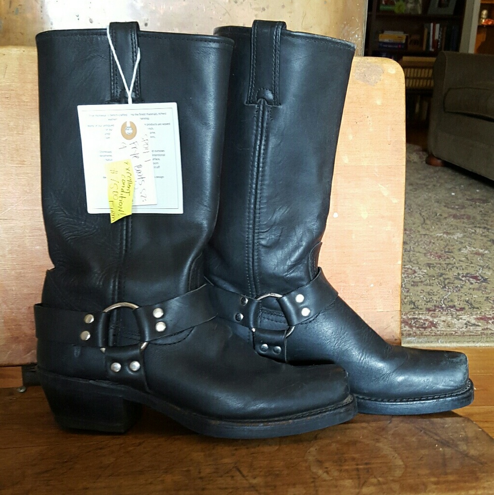 FRYE LEATHER BOOTS